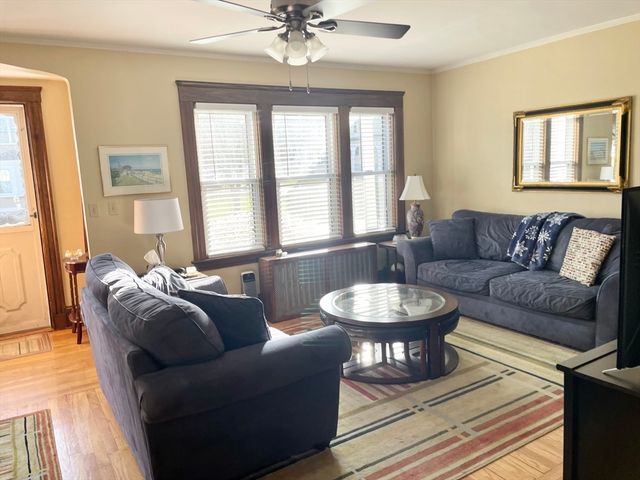 131 Cottage Street 131, Norwood, MA 02062