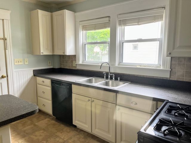 131 Cottage Street 131, Norwood, MA 02062