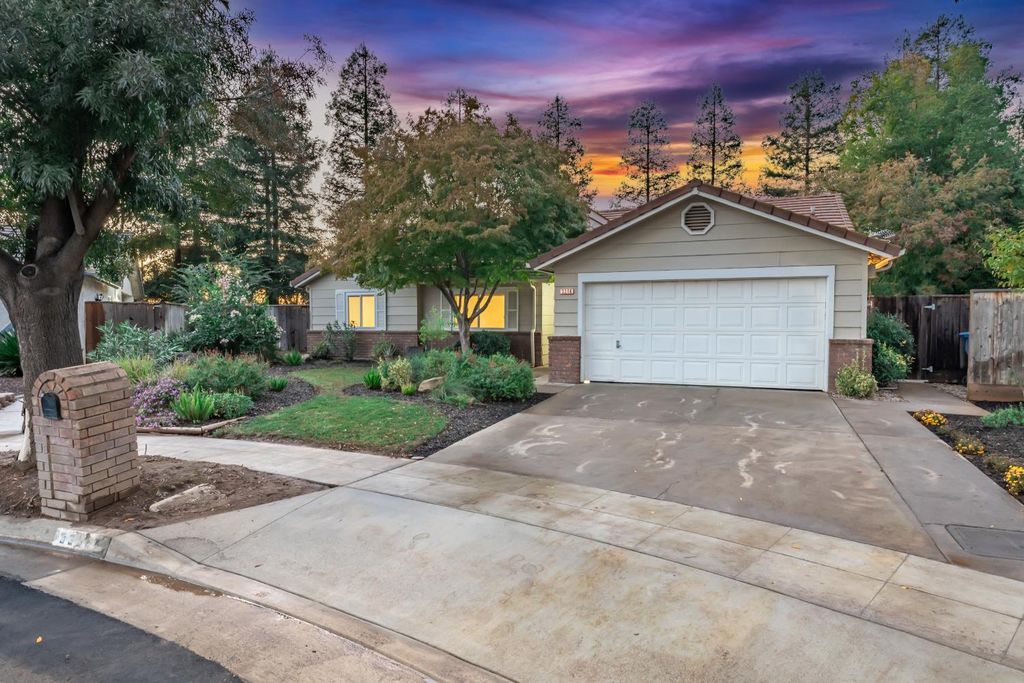 3386 W Stuart Avenue, Fresno, CA 93711