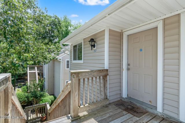 406 Forest Park Road 202, Wilmington, NC 28409