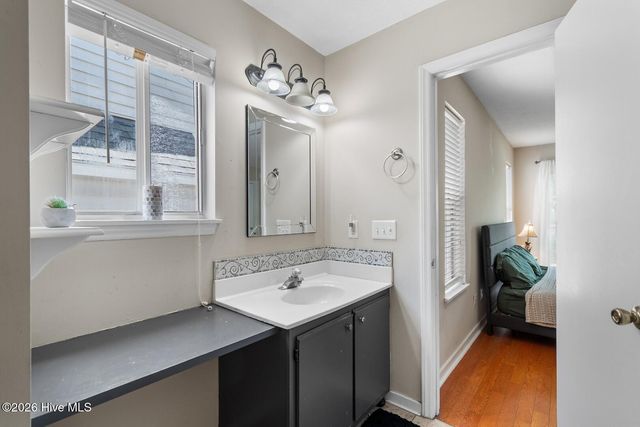 406 Forest Park Road 202, Wilmington, NC 28409