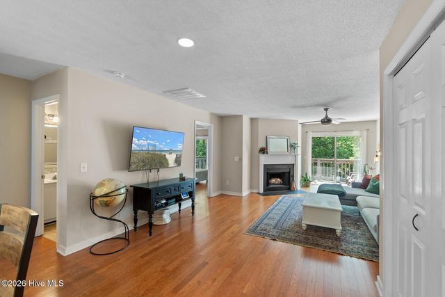 406 Forest Park Road 202, Wilmington, NC 28409