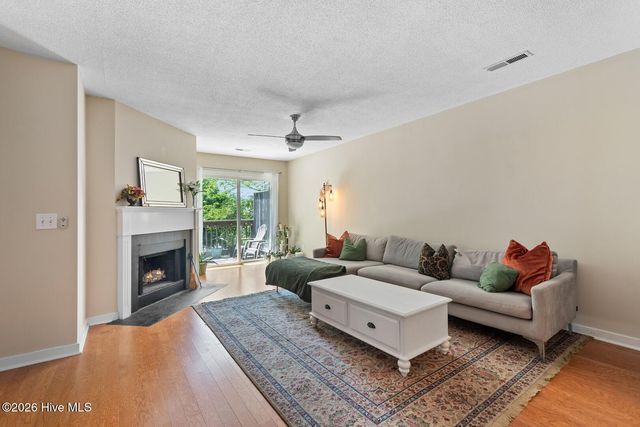 406 Forest Park Road 202, Wilmington, NC 28409