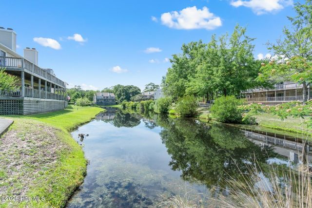 406 Forest Park Road 202, Wilmington, NC 28409