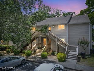 406 Forest Park Road 202, Wilmington, NC 28409