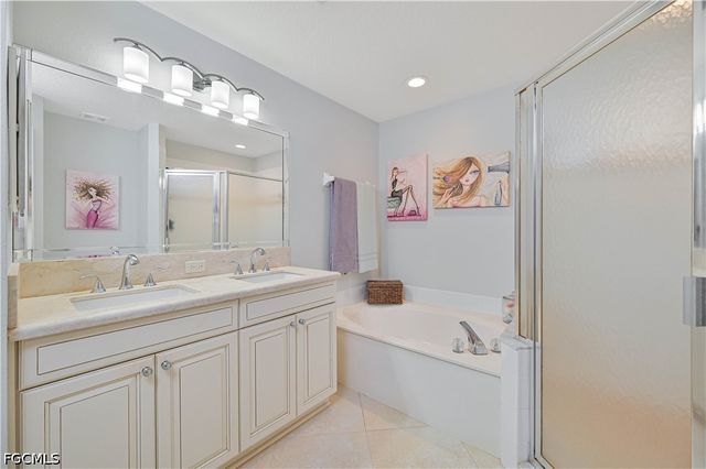 2600 Marshcreek LN 201, Naples, FL 34119