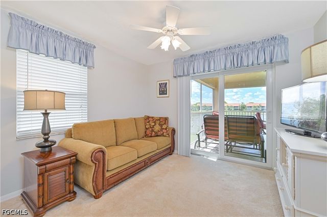 2600 Marshcreek LN 201, Naples, FL 34119
