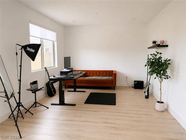 11622 Gentle Birdsong Avenue, Las Vegas, NV 89138