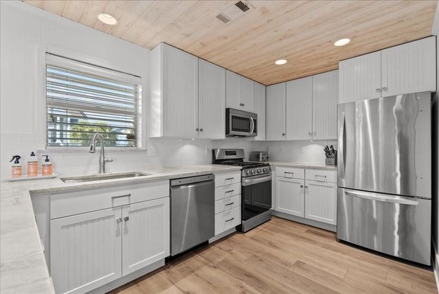 3423 Christmas Tree Point Road, Galveston, TX 77554