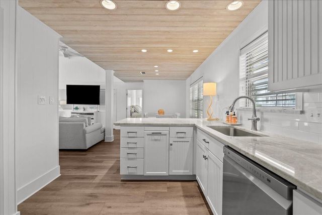 3423 Christmas Tree Point Road, Galveston, TX 77554