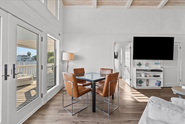 3423 Christmas Tree Point Road, Galveston, TX 77554