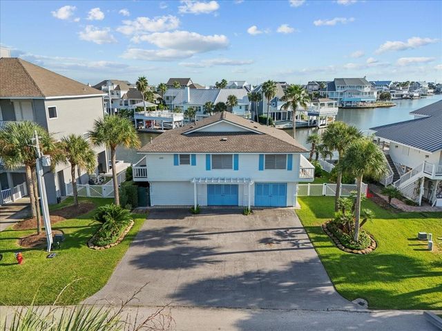 3423 Christmas Tree Point Road, Galveston, TX 77554