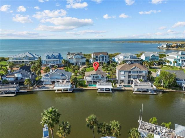 3423 Christmas Tree Point Road, Galveston, TX 77554