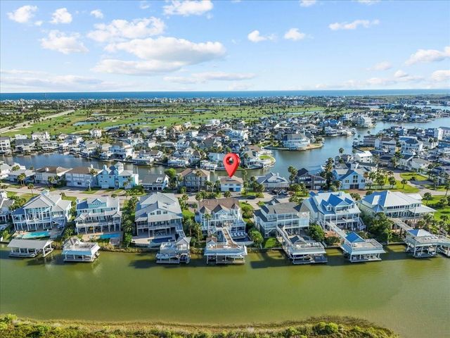 3423 Christmas Tree Point Road, Galveston, TX 77554
