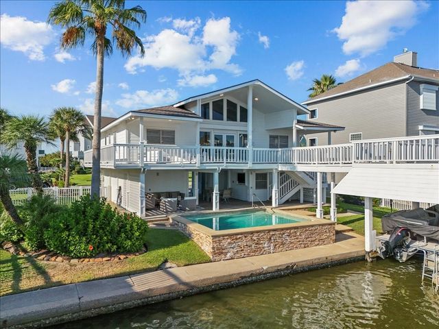 3423 Christmas Tree Point Road, Galveston, TX 77554