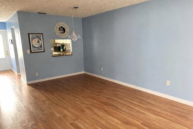 234 Lake Meryl Drive, West Palm Beach, FL 33411