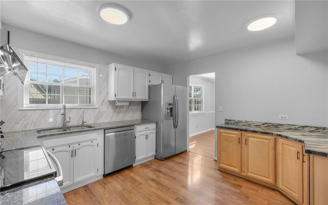 3332 King Richard CT, Virginia Beach, VA 23452