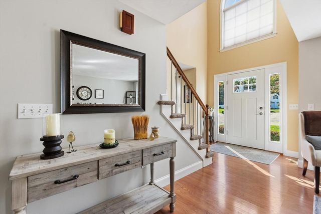 104 Ridgewood Dr, Taunton, MA 02780