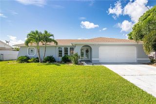 926 SE 26th TER, Cape Coral, FL 33904