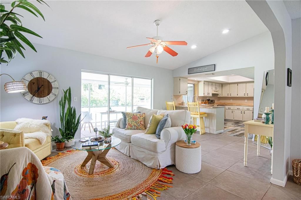 926 SE 26th TER, CAPE CORAL, FL 33904 — photo 2