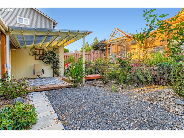 23224 Sw ORCHARD HEIGHTS Pl, Sherwood, OR 97140