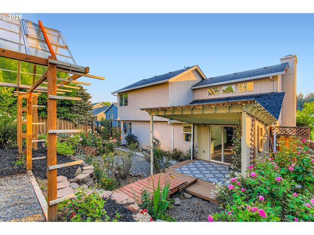 23224 Sw ORCHARD HEIGHTS Pl, Sherwood, OR 97140