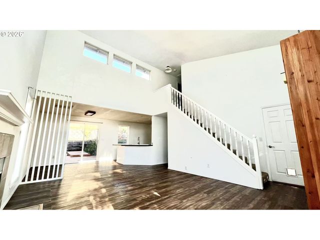 23224 Sw ORCHARD HEIGHTS Pl, Sherwood, OR 97140