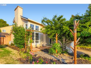 23224 Sw ORCHARD HEIGHTS Pl, Sherwood, OR 97140