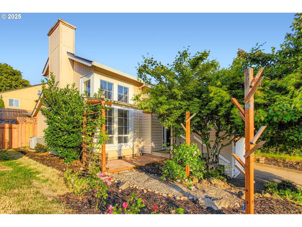 23224 Sw ORCHARD HEIGHTS Pl, Sherwood, OR 97140