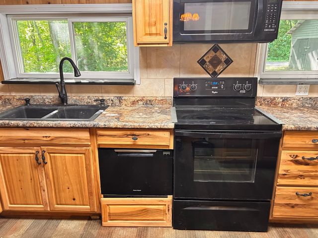 140 Spivey Ln, Gainesboro, TN 38562