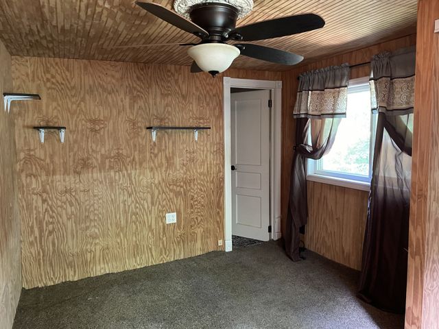 140 Spivey Ln, Gainesboro, TN 38562