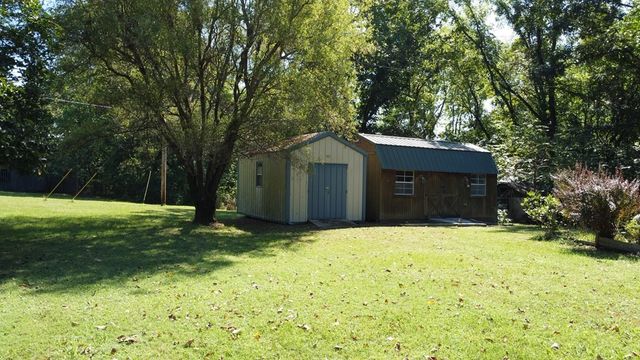 140 Spivey Ln, Gainesboro, TN 38562