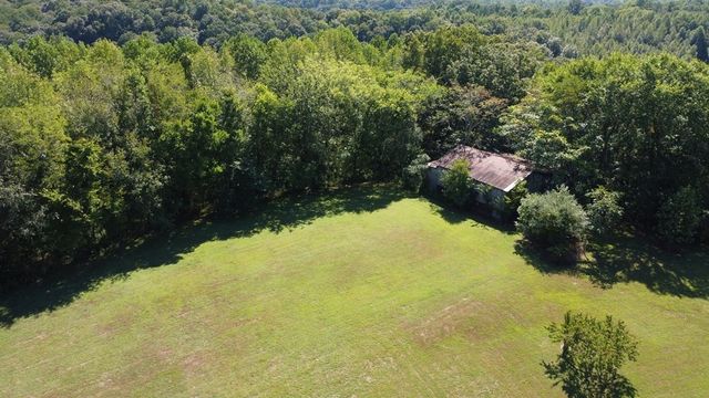 140 Spivey Ln, Gainesboro, TN 38562