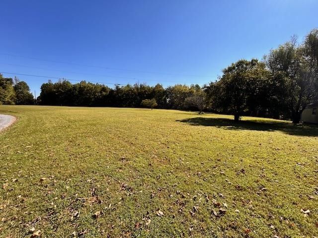 140 Spivey Ln, Gainesboro, TN 38562