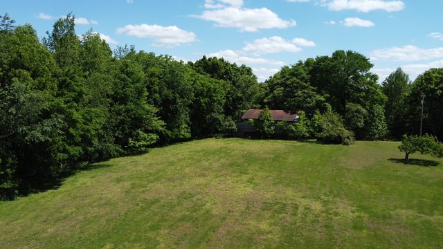 140 Spivey Ln, Gainesboro, TN 38562