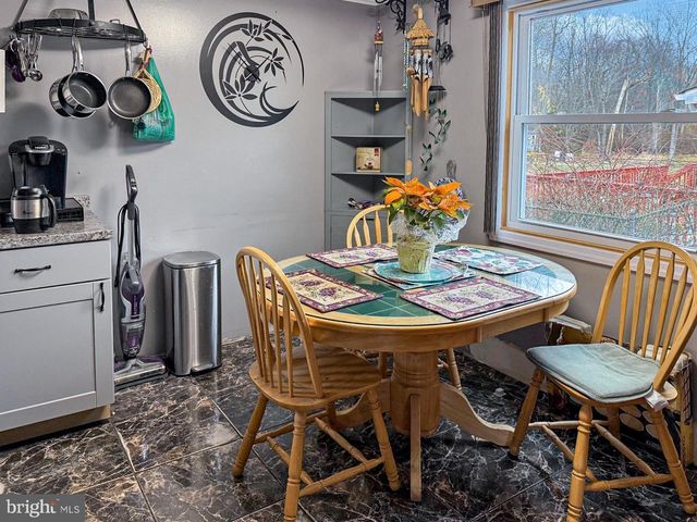 14 E CHURCH ST, Monroe Township, NJ 08831