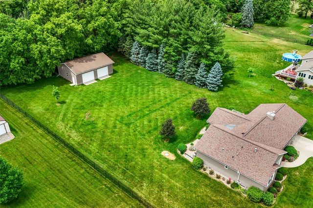 9189 Deer Ridge DR, Cedar Rapids, IA 52411