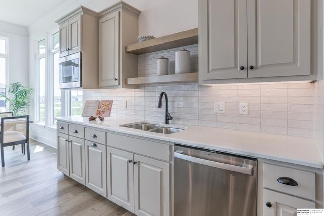 5405 N 190Th Street, Elkhorn, NE 68022