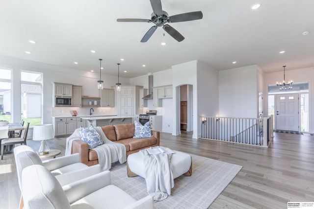 5405 N 190Th Street, Elkhorn, NE 68022
