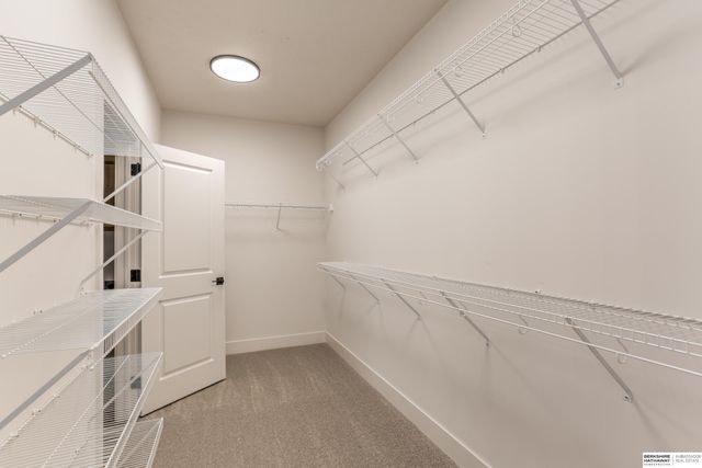 5405 N 190Th Street, Elkhorn, NE 68022