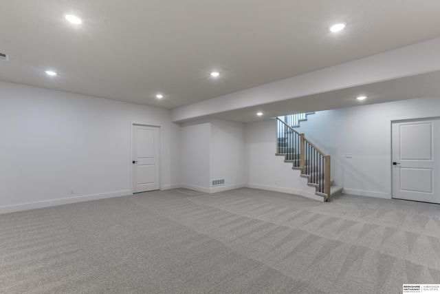 5405 N 190Th Street, Elkhorn, NE 68022