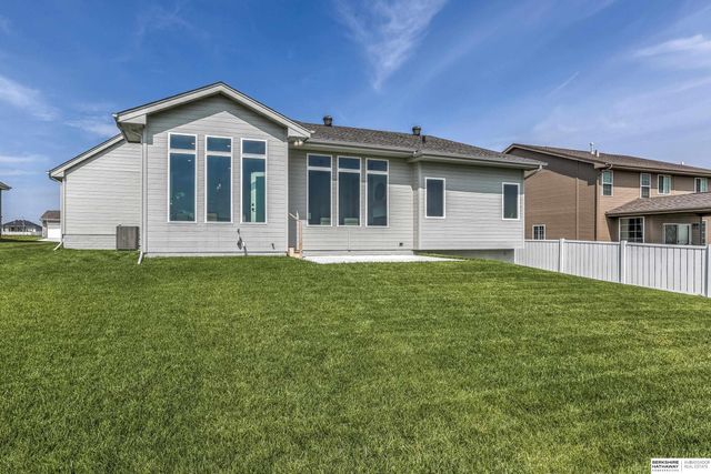 5405 N 190Th Street, Elkhorn, NE 68022
