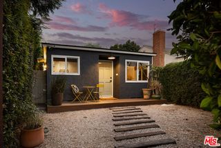 1938 Walgrove Avenue, Los Angeles, CA 90066