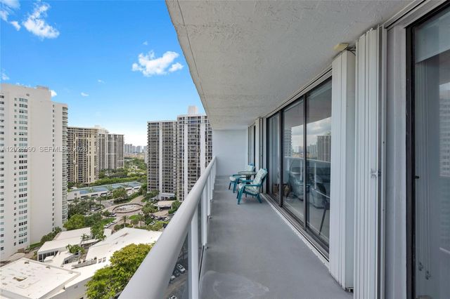 20515 E Country Club Drive 2146, Aventura, FL 33180