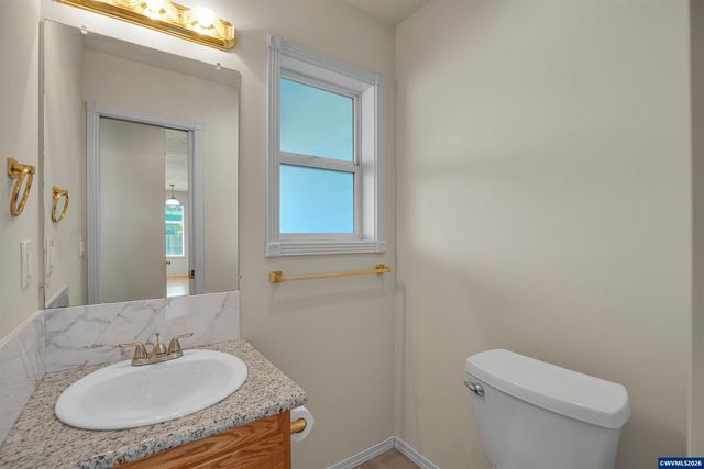 4920 Countryside Dr NE, Salem, OR 97305