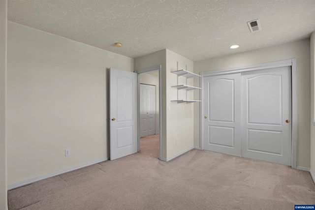 4920 Countryside Dr NE, Salem, OR 97305