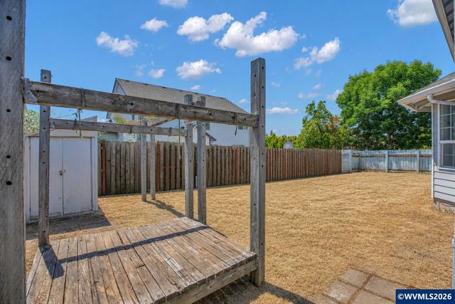 4920 Countryside Dr NE, Salem, OR 97305