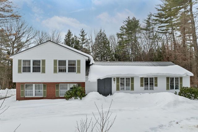 53 Oak Knoll Road, Meredith, NH 03253