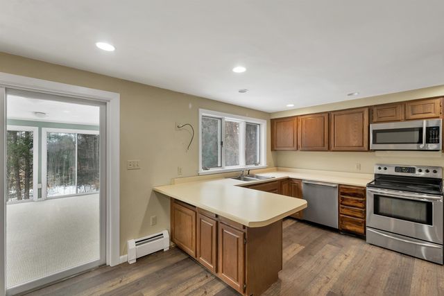 53 Oak Knoll Road, Meredith, NH 03253