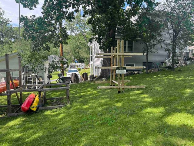 53 Oak Knoll Road, Meredith, NH 03253